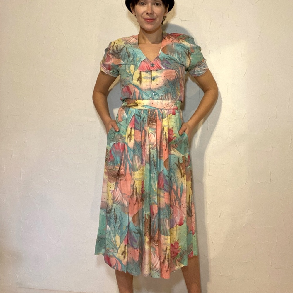 Vintage 80s Abstract Pastel Ocean Matching Set